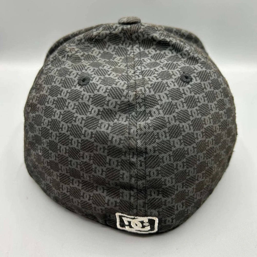 DC Shoes Hat Men 7 1/4-7 5/8 Black Embroidered Stretch Fitted Cap